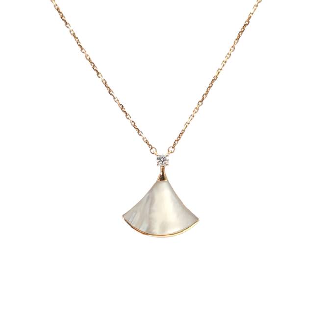 BVLGARI DIVAS' DREAM Large Fan Necklace 18K Pink Gold with MOP & Diamond