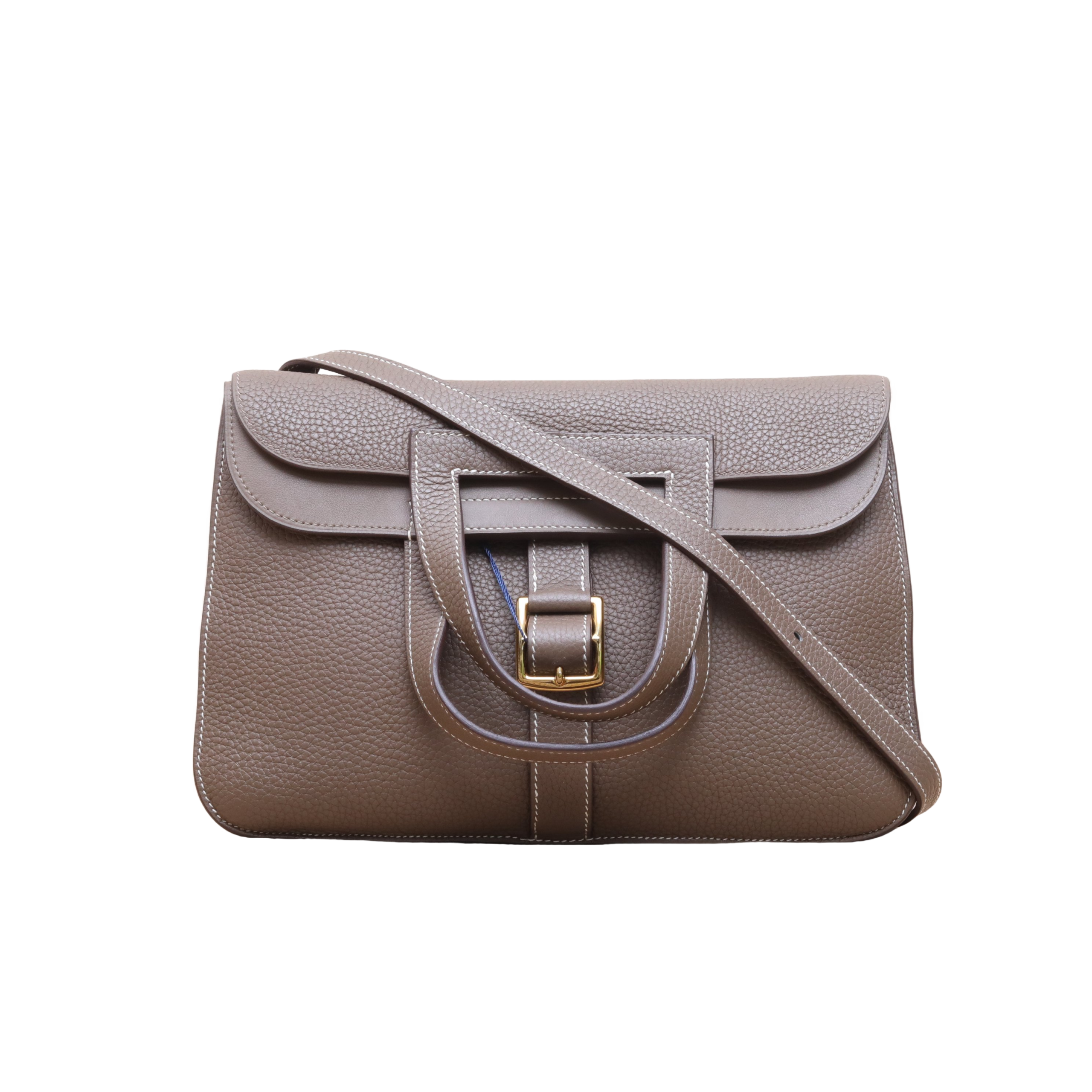 HERMES Halzan 31 Shoulder Bag