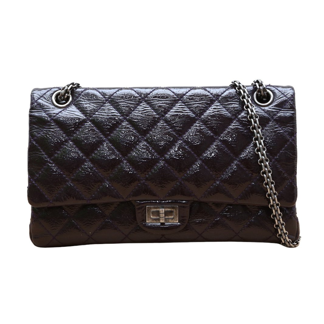 CHANEL 2.55 Reissue Flap Bag in Patent Leather
