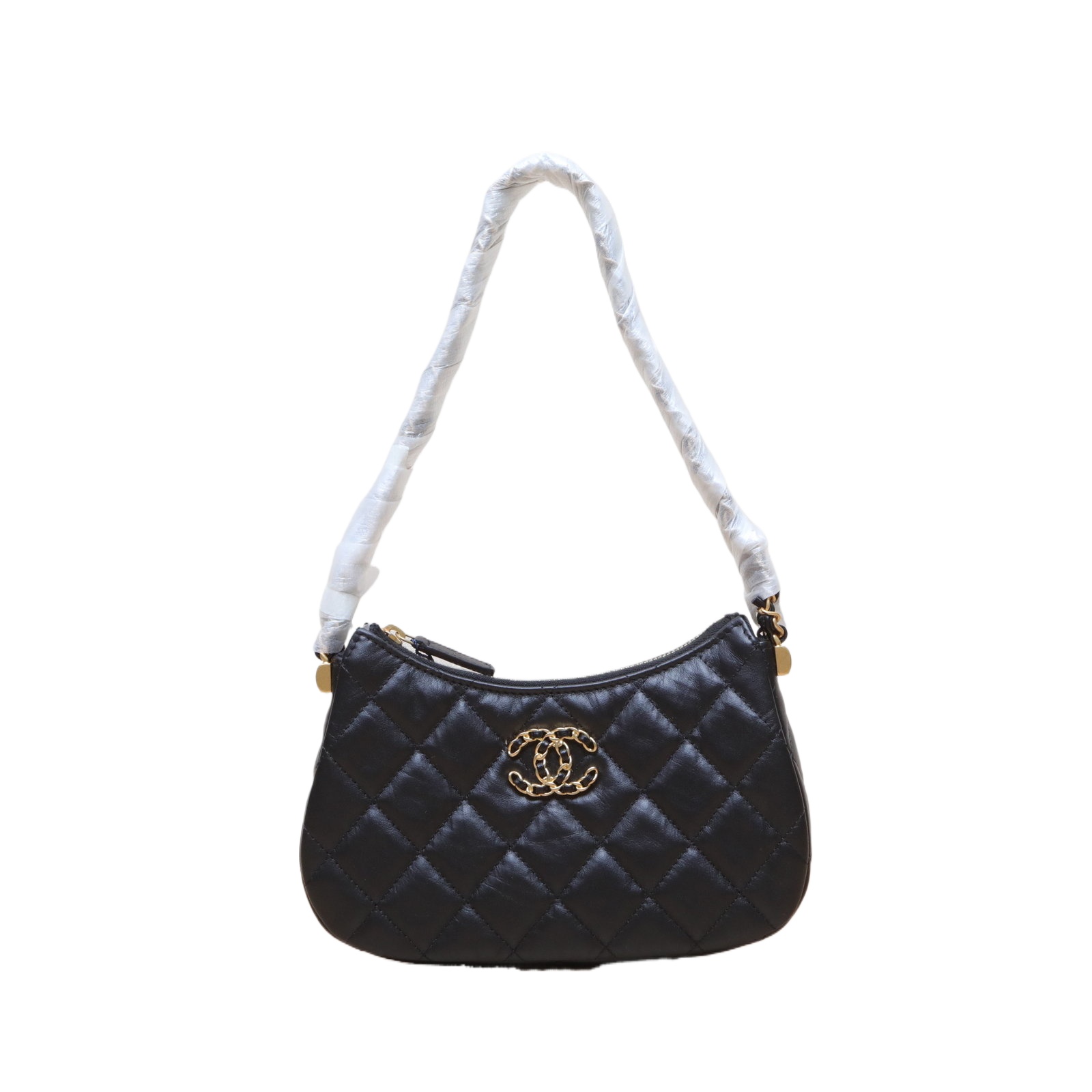 Chanel 23K 19Bag Hobo 20cm in Black Leather