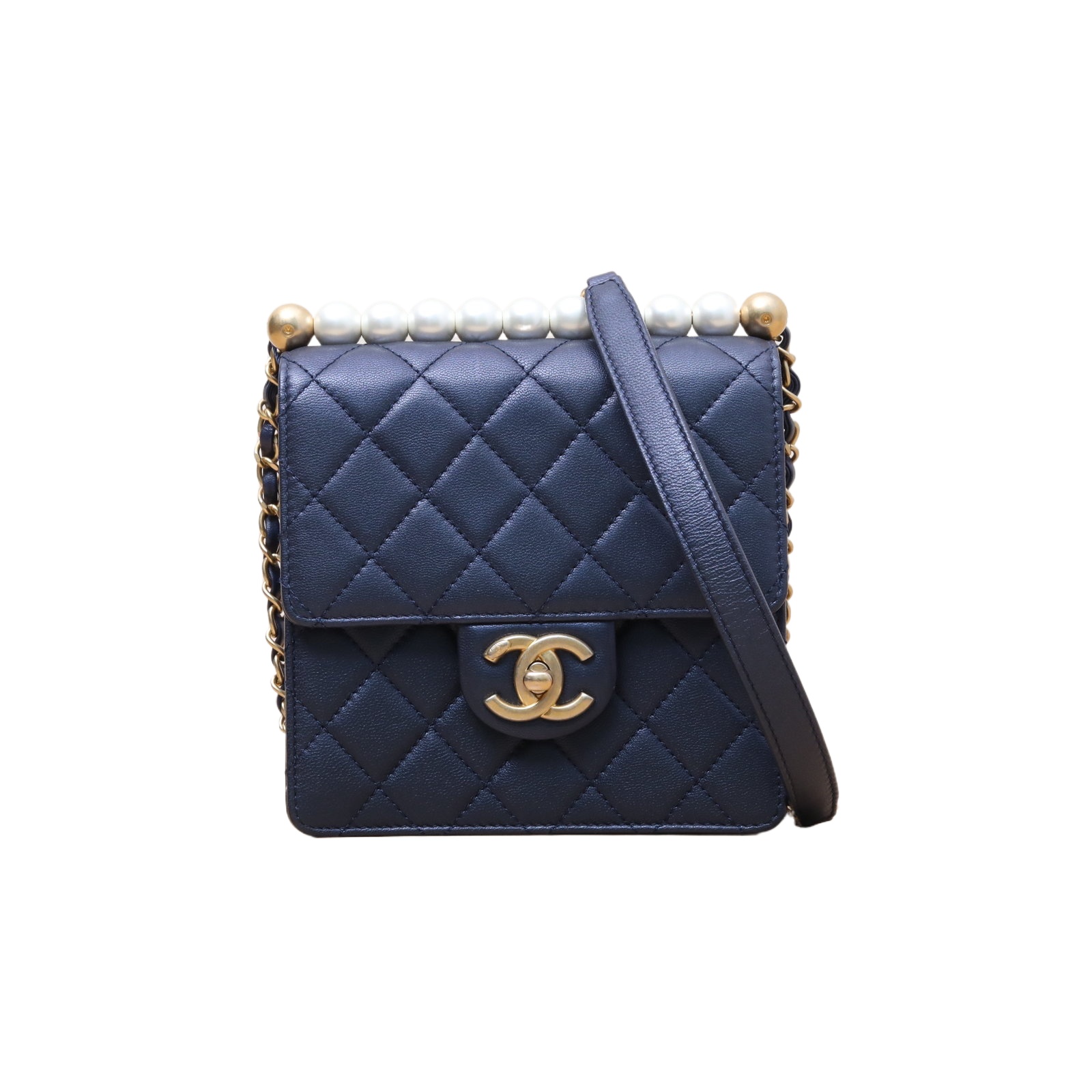 Chanel Pearl Flap Bag 15.5cm in Blue Leather