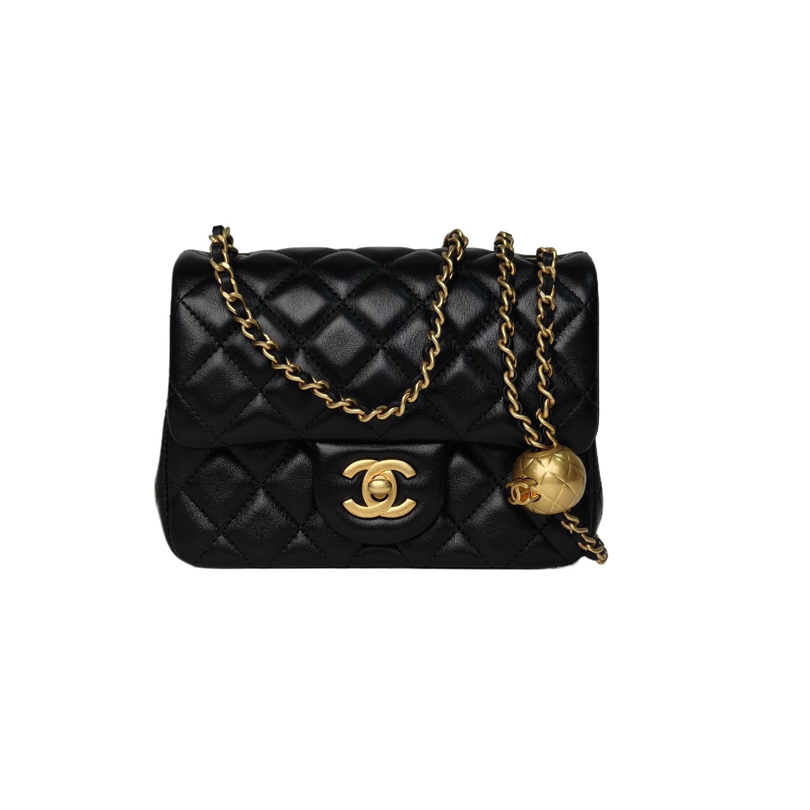 CHANEL CF Flap Bag Square 17cm in Black Leather