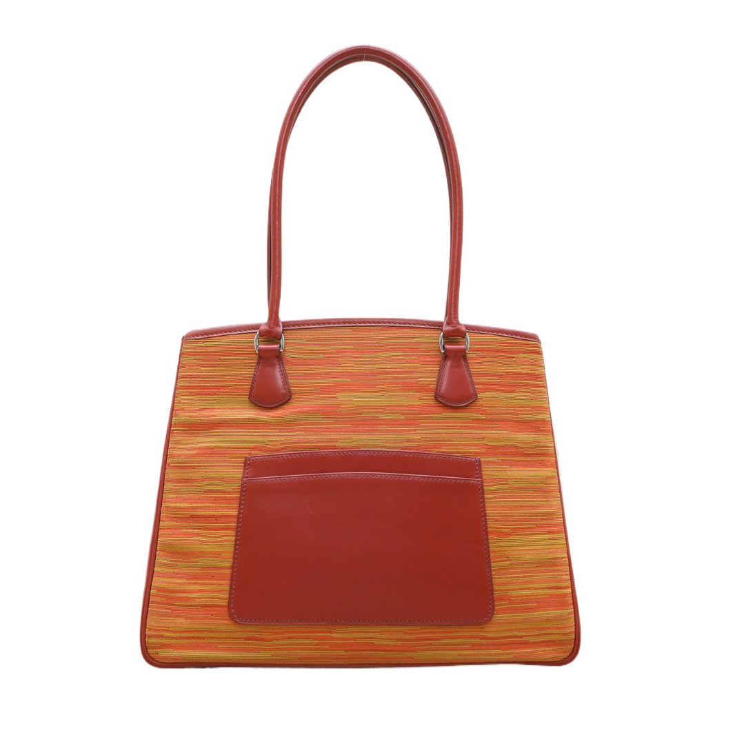 HERMES Tote Bag in Vibrato Leather