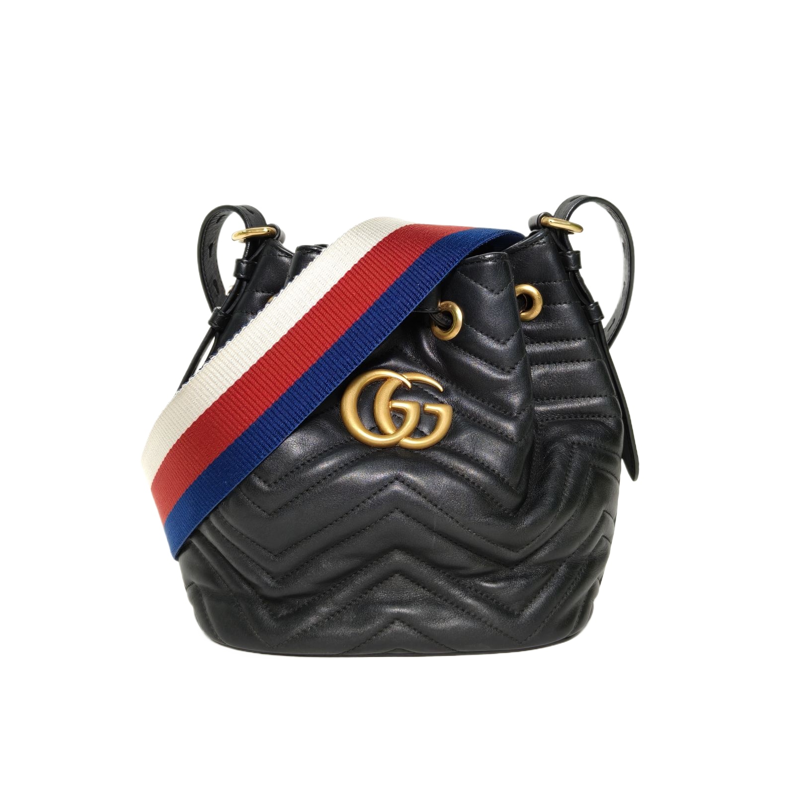 GUCCI GG Marmont Bucket Bag 21 in Leather