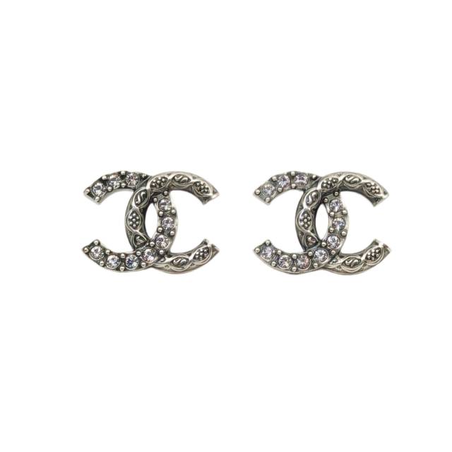 CHANEL 24A CC Stud Earrings Alloy