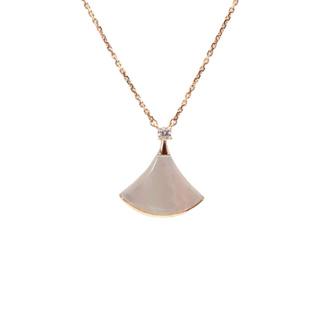 BVLGARI DIVAS' DREAM MOTHER-OF-PEARL NECKLACE 18K PINK GOLD