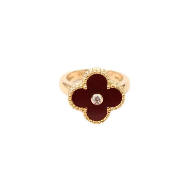 VAN CLEEF & ARPELS Vintage Alhambra Single Flower Ring 18K Yellow Gold with Diamond & Carnelian