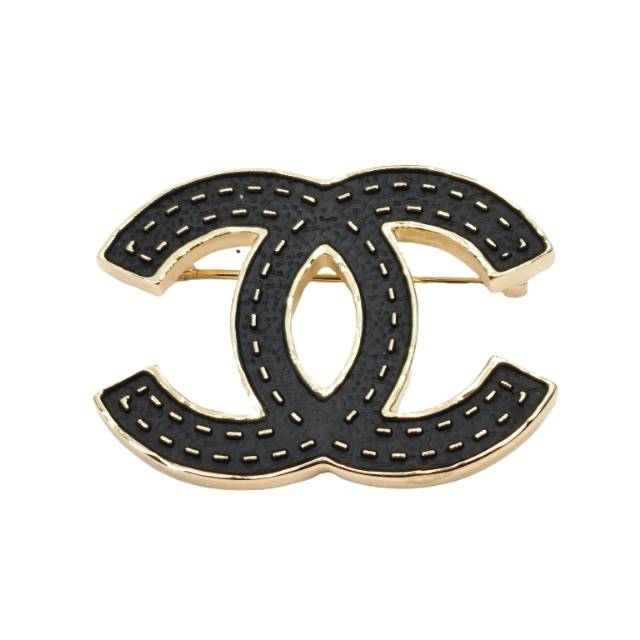 CHANEL 23S CC Logo Brooch Alloy