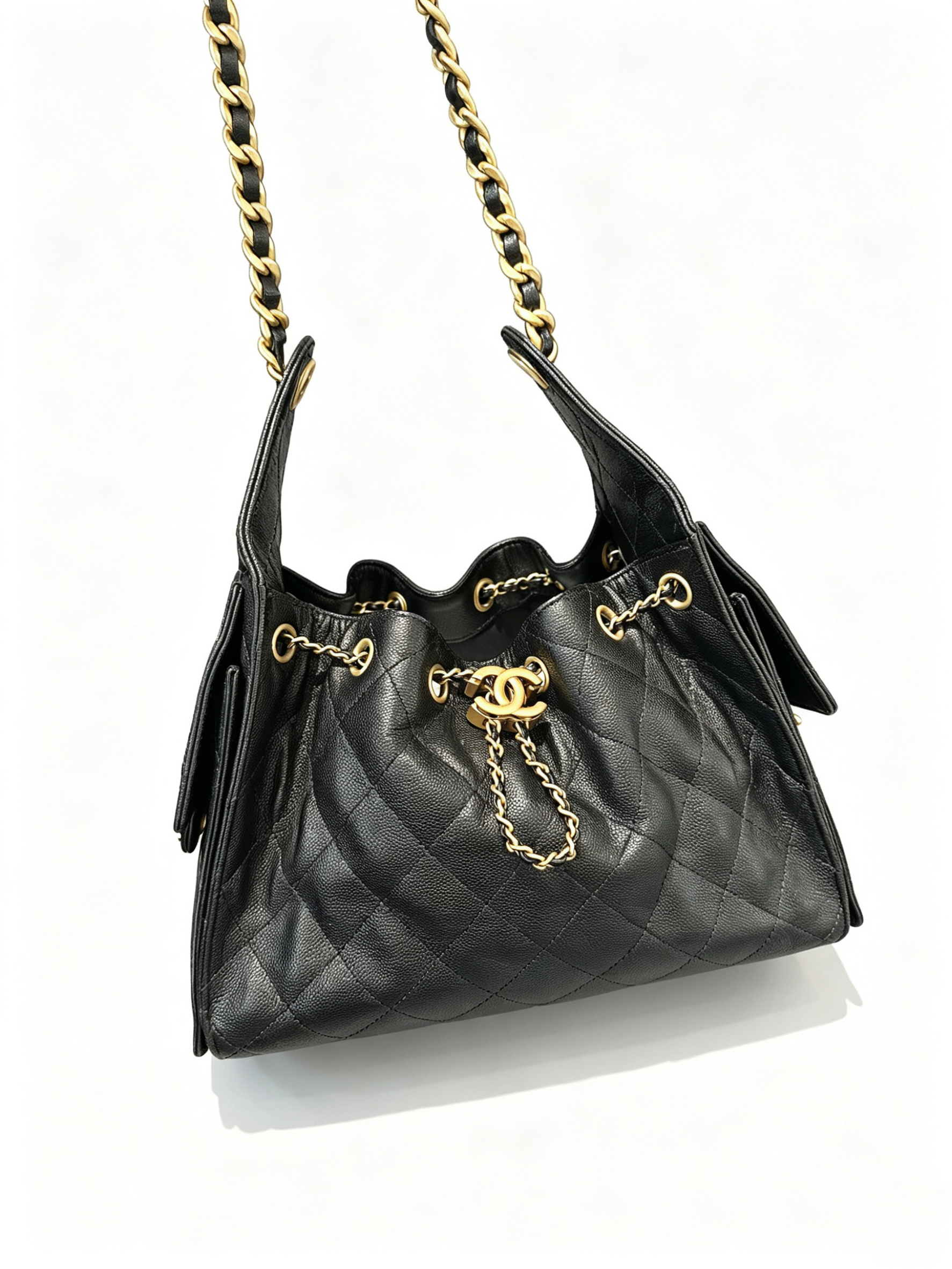 CHANEL 25bag Drawstring Bucket Bag in Leather