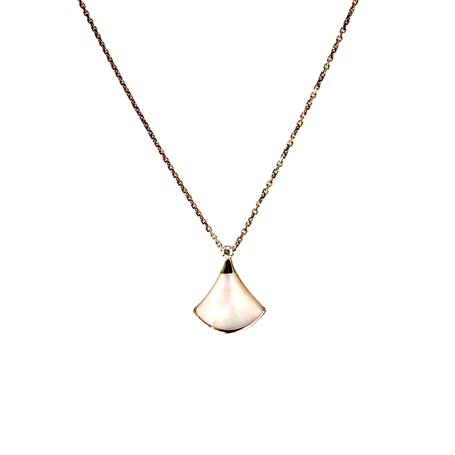 BVLGARI Divas' Dream Mother of Pearl Necklace