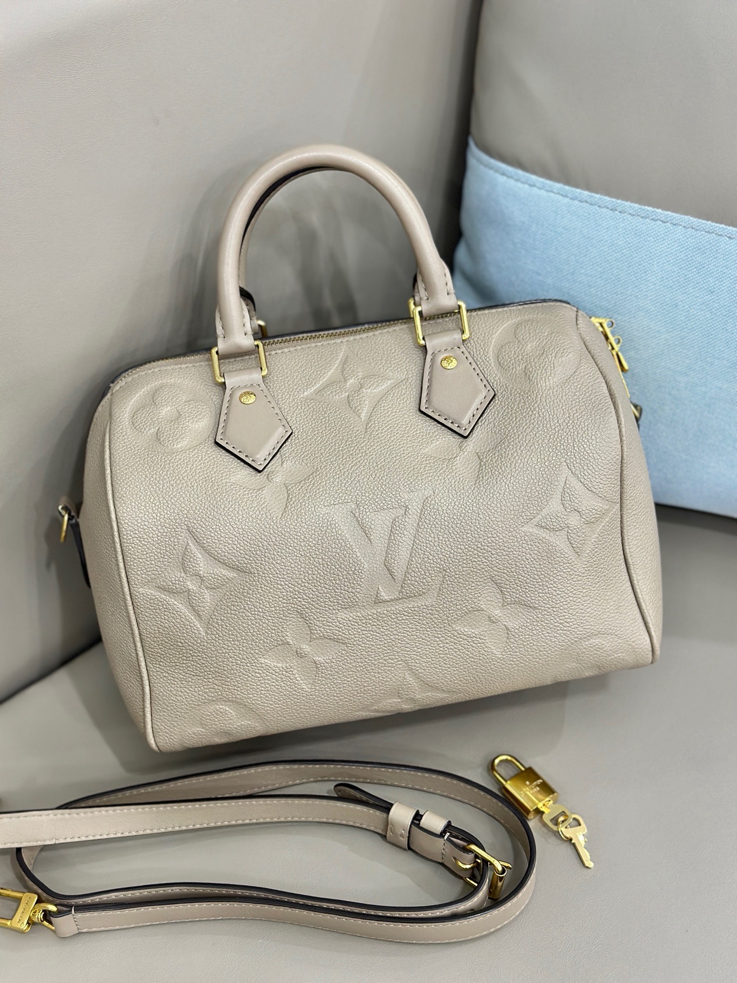 LOUIS VUITTON Speedy 25 Empreinte Handbag