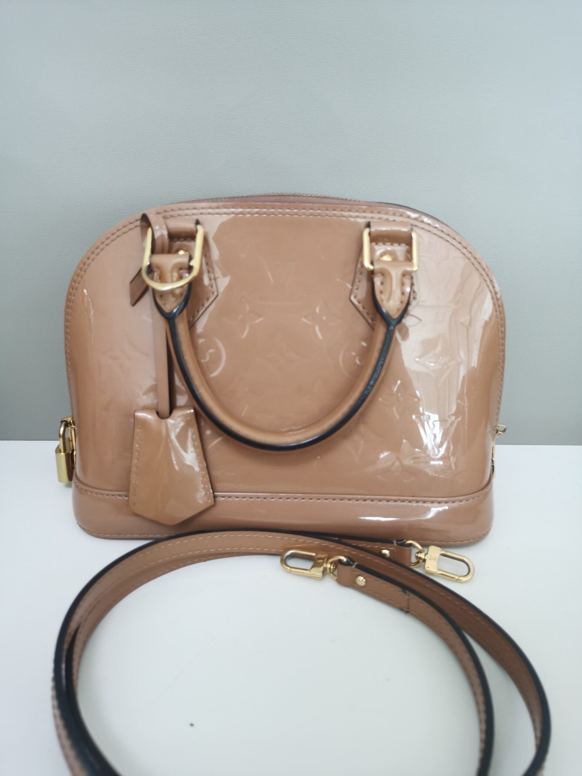 LOUIS VUITTON Alma BB Vernis Handbag
